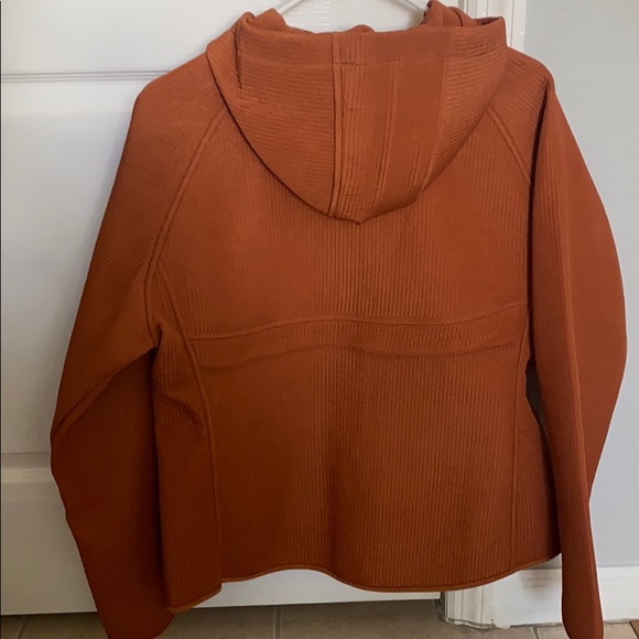 NIKE WOMEN'S TECH PACK WINDRUNNER JACKET Pumpkin - Picture 4 of 8